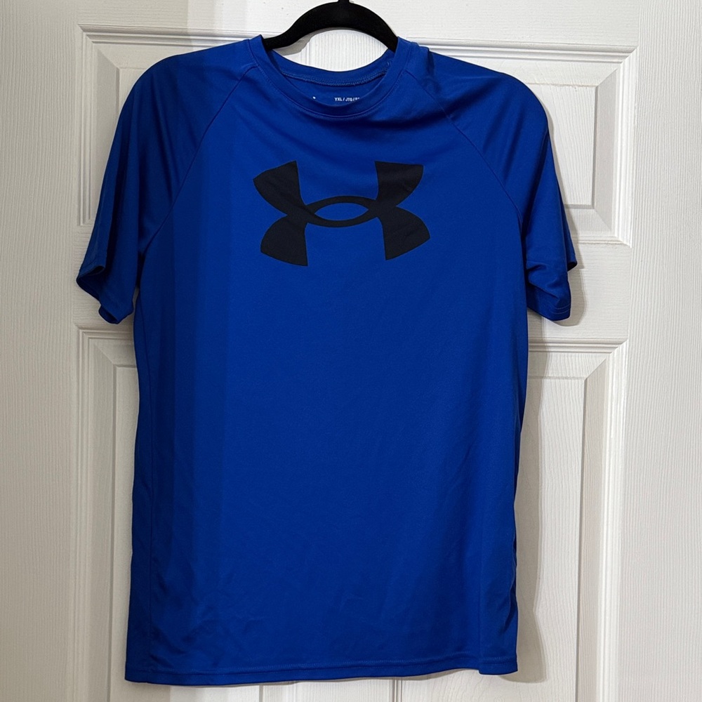 Under Armour Men's Short Sleeve Shirt in Blue and Black